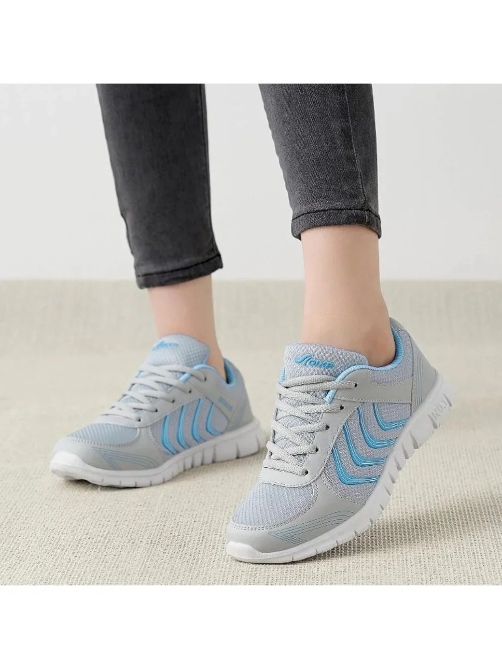 Women's Grey Lightweight Non Slip Mesh Breathable Casual Walking Sneakers